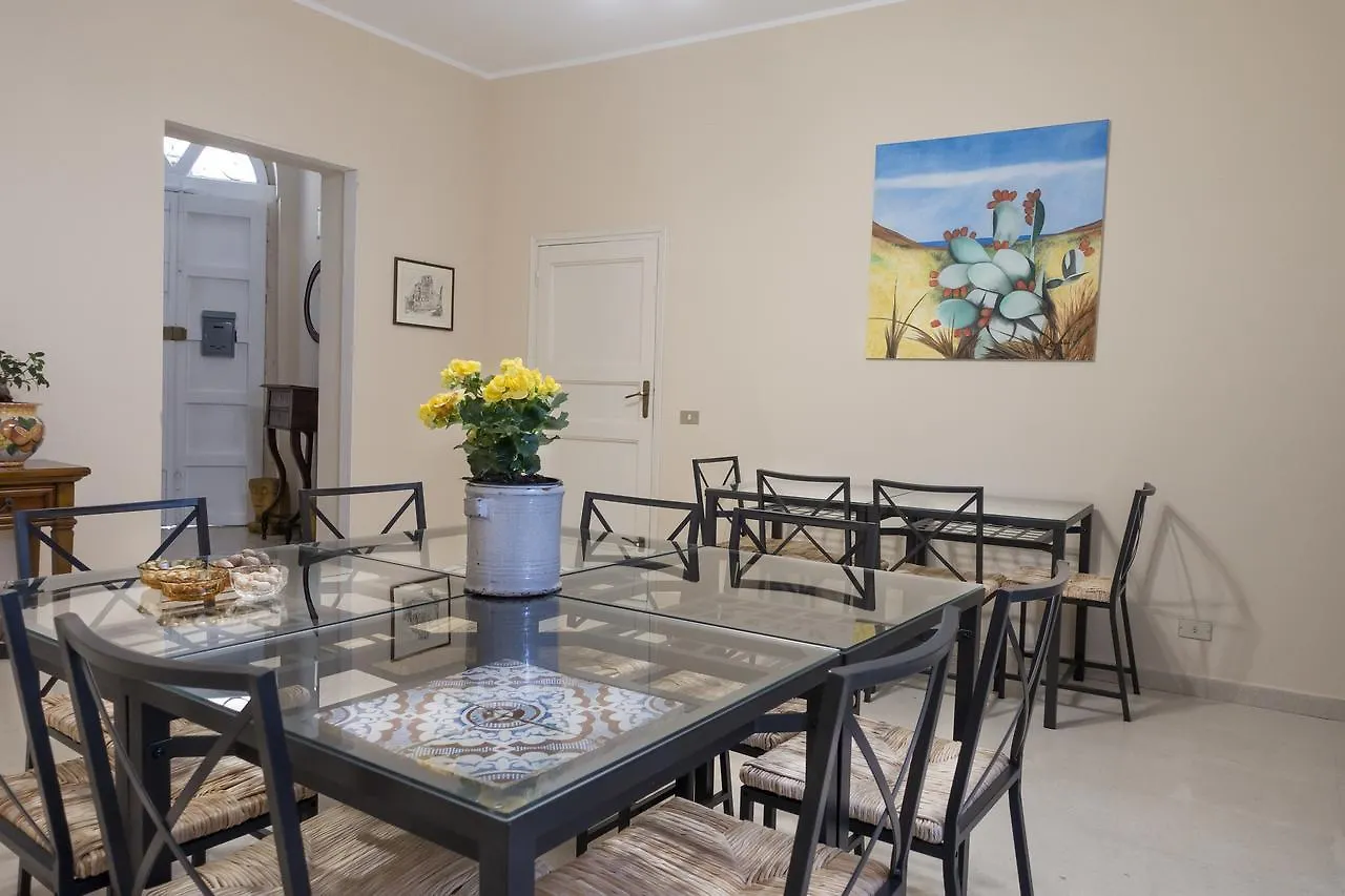 Alloggio Della Posta Vecchia Agrigente Couette-café